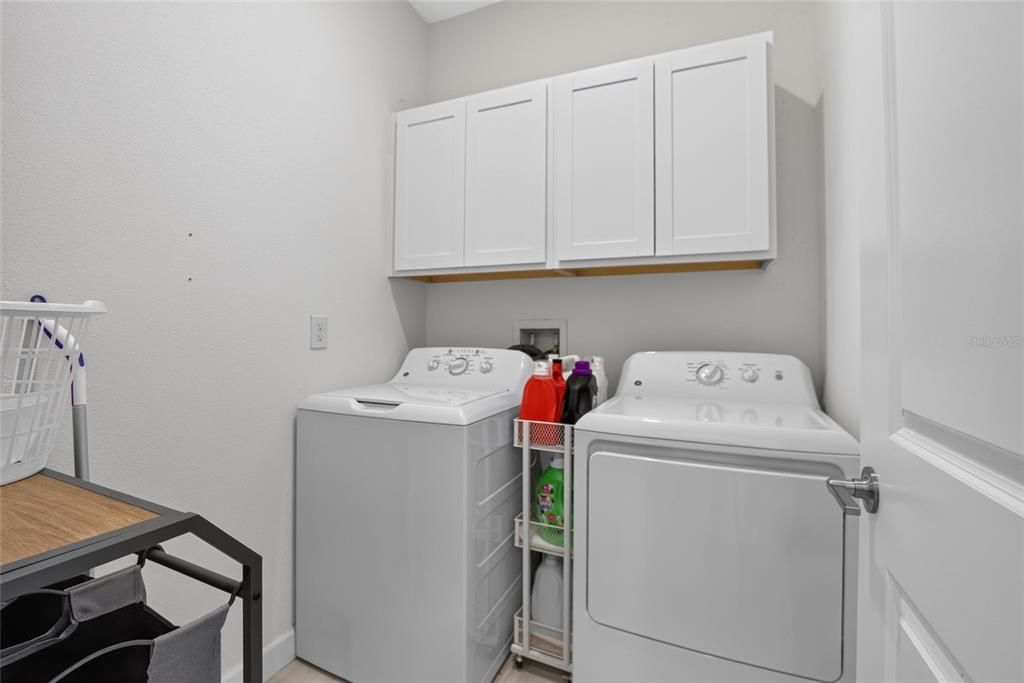 For Sale: $389,000 (3 beds, 2 baths, 2128 Square Feet)