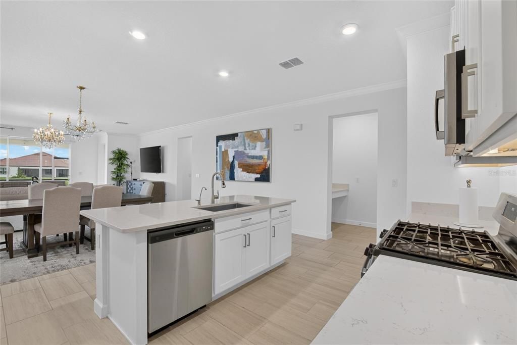For Sale: $389,000 (3 beds, 2 baths, 2128 Square Feet)