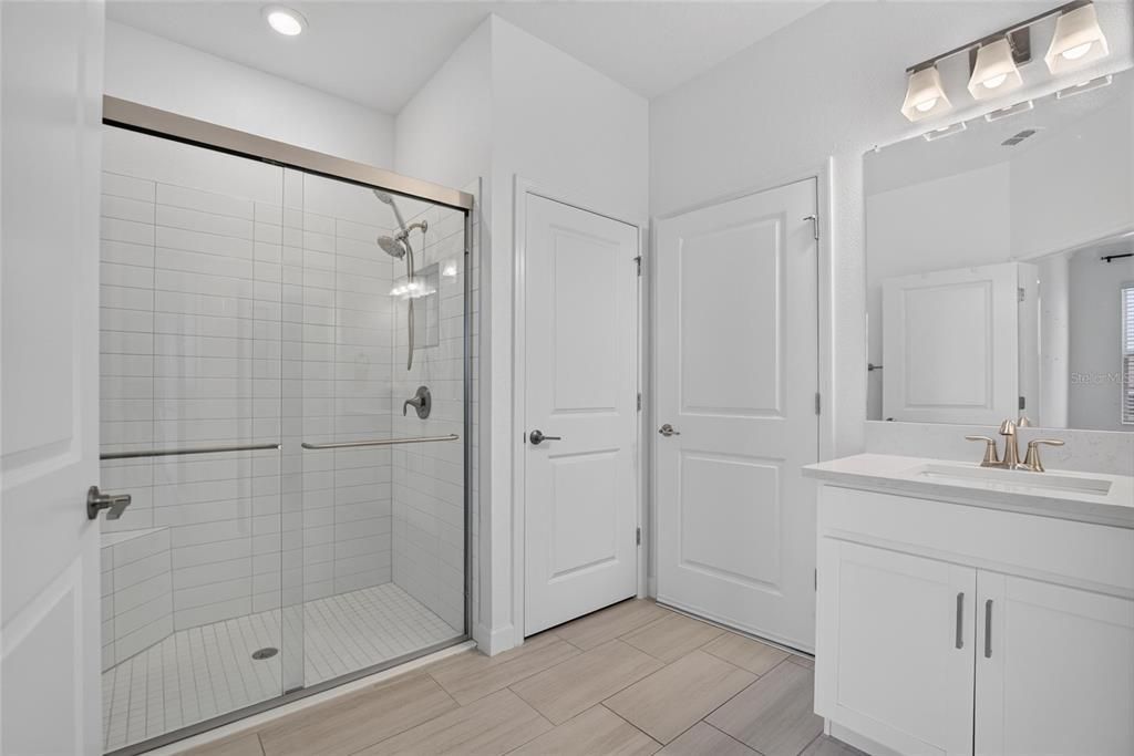 For Sale: $389,000 (3 beds, 2 baths, 2128 Square Feet)