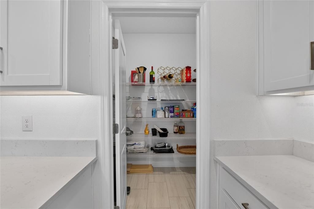 For Sale: $389,000 (3 beds, 2 baths, 2128 Square Feet)
