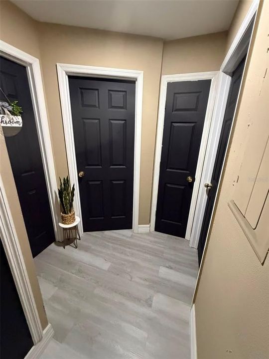For Rent: $2,200 (4 beds, 2 baths, 1056 Square Feet)