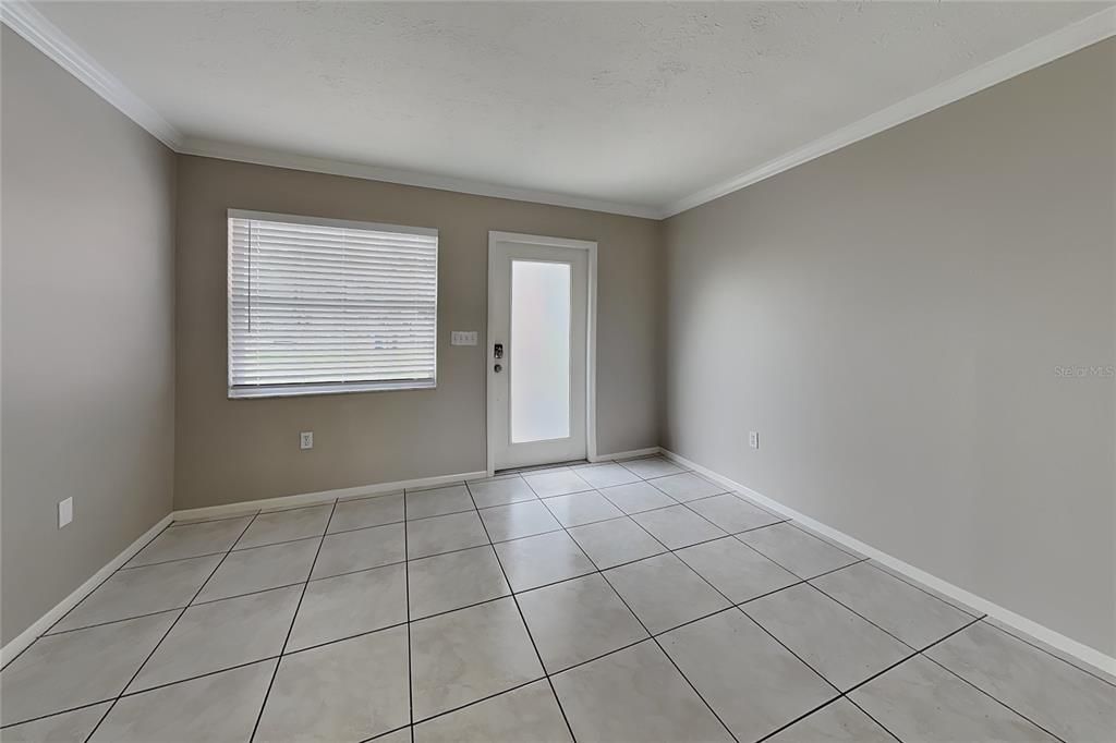 For Rent: $2,349 (3 beds, 2 baths, 1412 Square Feet)