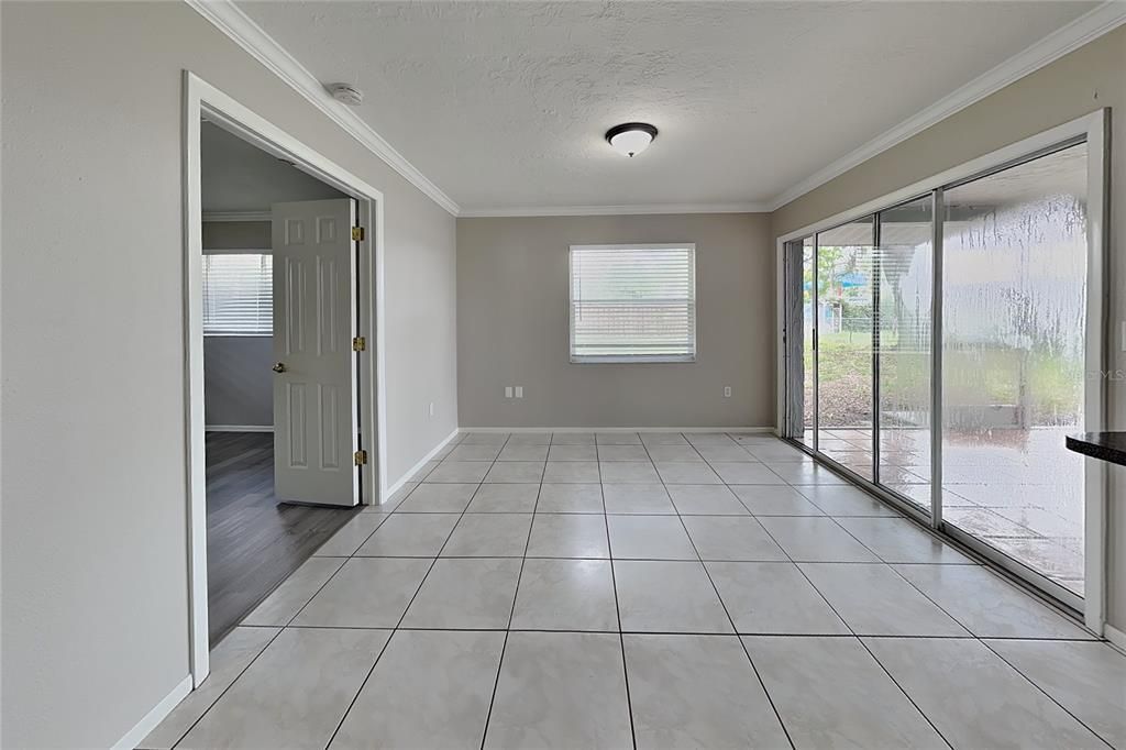 For Rent: $2,349 (3 beds, 2 baths, 1412 Square Feet)