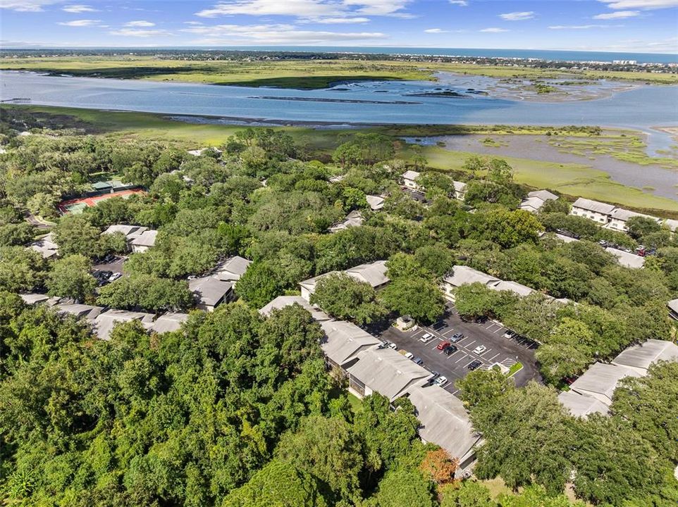 На продажу: $249,000 (2 спален, 2 ванн, 900 Квадратных фут)