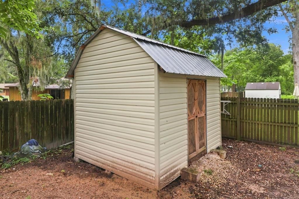 For Sale: $180,000 (3 beds, 2 baths, 1080 Square Feet)