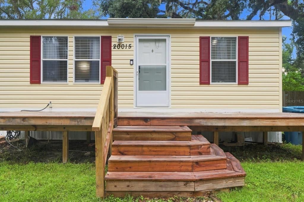 For Sale: $180,000 (3 beds, 2 baths, 1080 Square Feet)