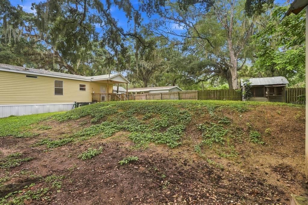For Sale: $180,000 (3 beds, 2 baths, 1080 Square Feet)