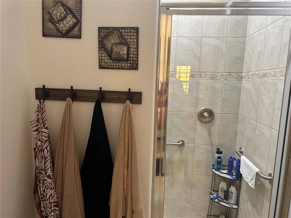 For Sale: $350,000 (2 beds, 2 baths, 1145 Square Feet)