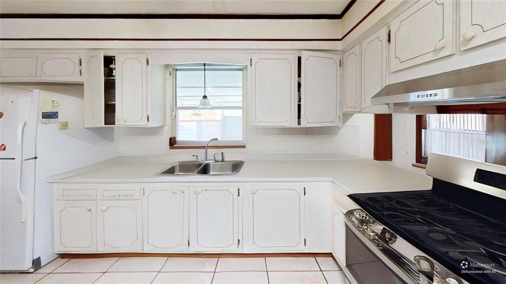 На продажу: $445,990 (3 спален, 2 ванн, 1382 Квадратных фут)