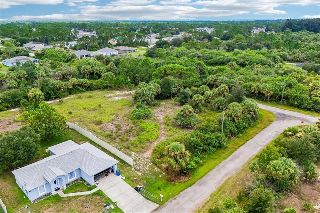 待售: $33,500 (0.23 acres)