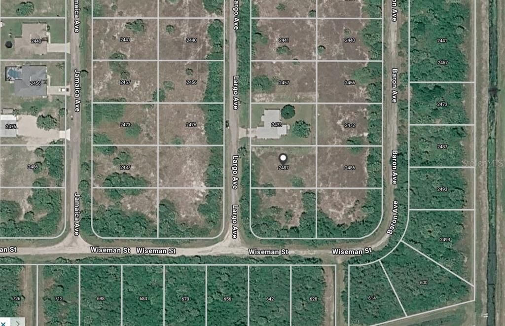 待售: $33,500 (0.23 acres)
