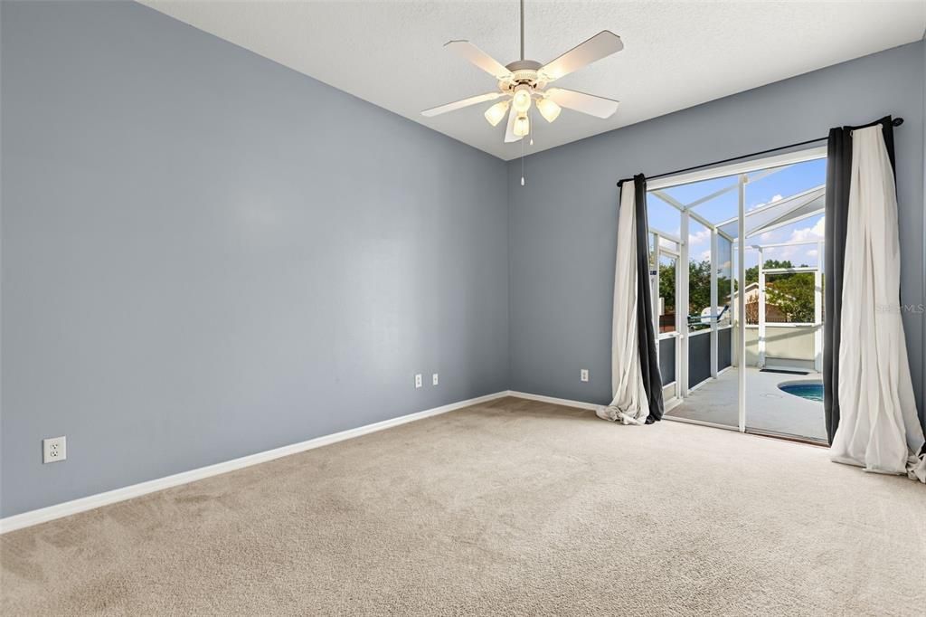 For Sale: $369,900 (4 beds, 3 baths, 1762 Square Feet)