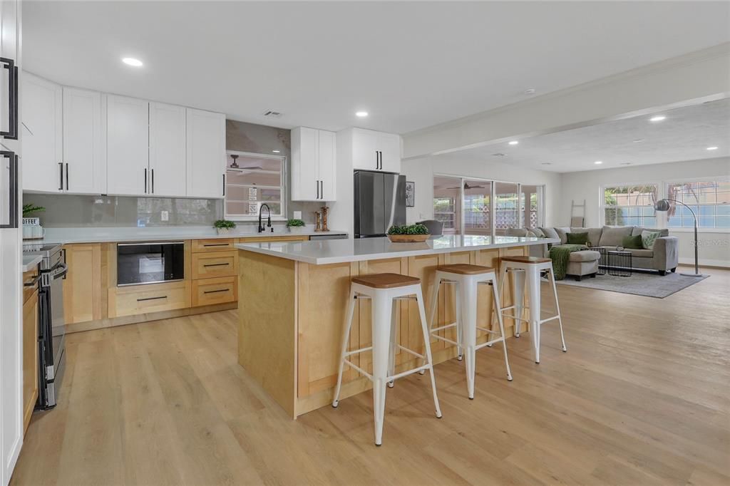 For Sale: $545,000 (4 beds, 2 baths, 2758 Square Feet)