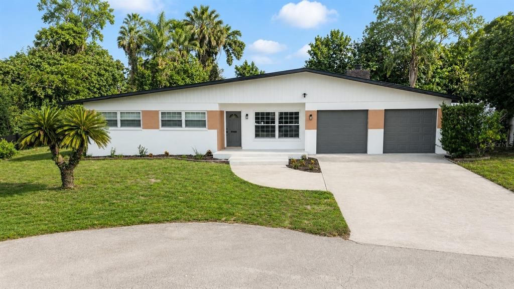 For Sale: $545,000 (4 beds, 2 baths, 2758 Square Feet)