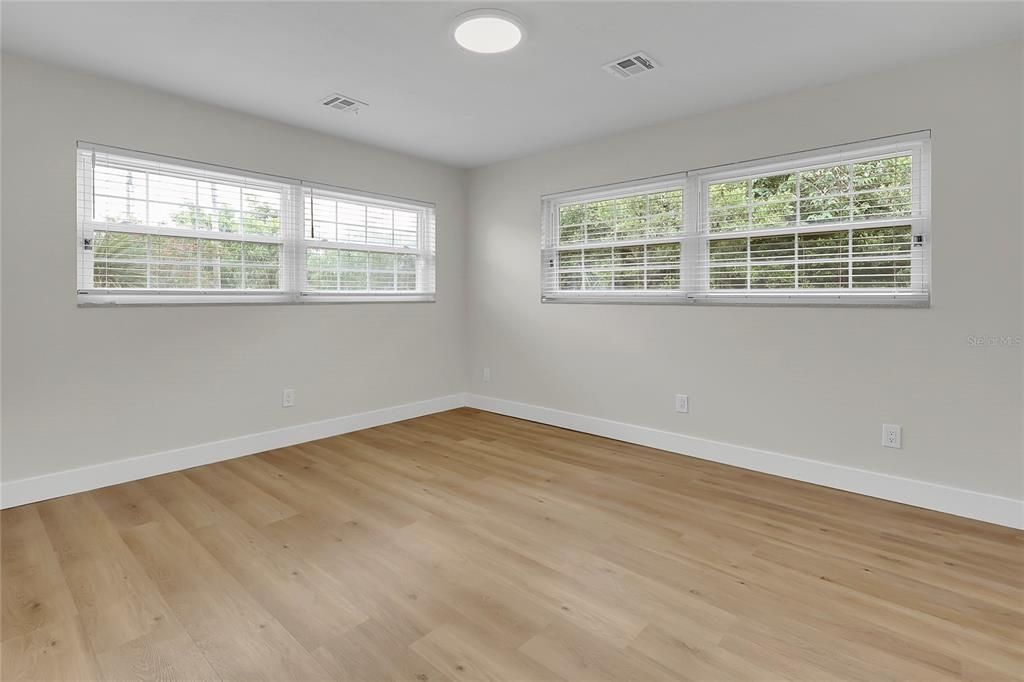 For Sale: $545,000 (4 beds, 2 baths, 2758 Square Feet)