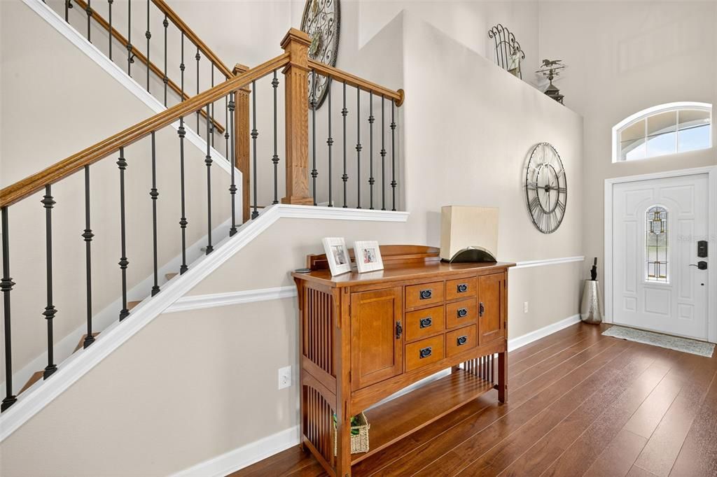 For Rent: $2,400 (3 beds, 2 baths, 1802 Square Feet)