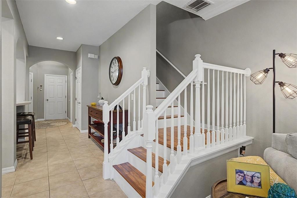 For Rent: $2,400 (3 beds, 2 baths, 1802 Square Feet)