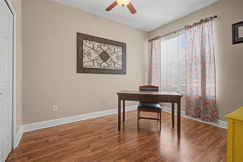 For Rent: $2,400 (3 beds, 2 baths, 1802 Square Feet)