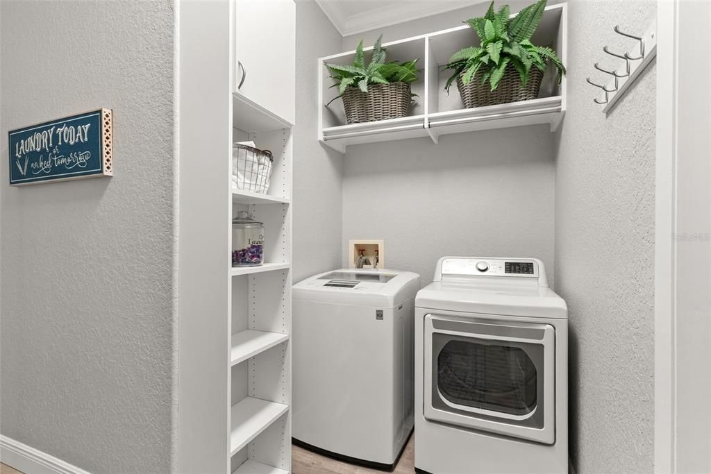 Activo con contrato: $859,900 (4 camas, 2 baños, 2680 Pies cuadrados)