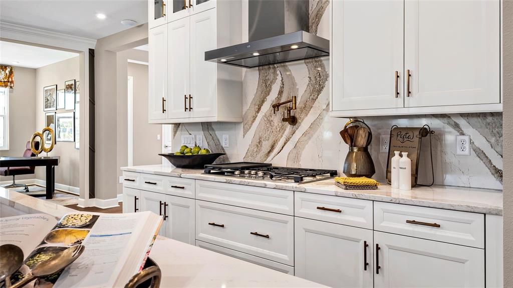 For Sale: $475,990 (3 beds, 3 baths, 2129 Square Feet)