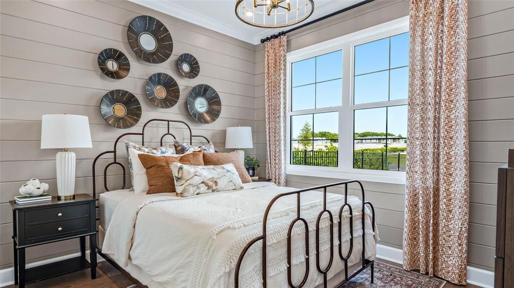For Sale: $475,990 (3 beds, 3 baths, 2129 Square Feet)