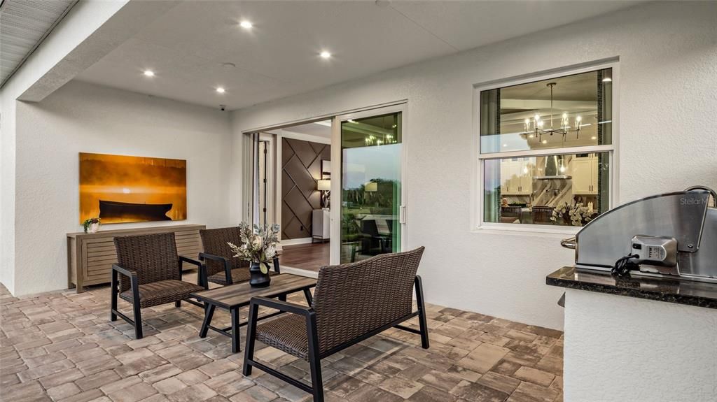 For Sale: $475,990 (3 beds, 3 baths, 2129 Square Feet)