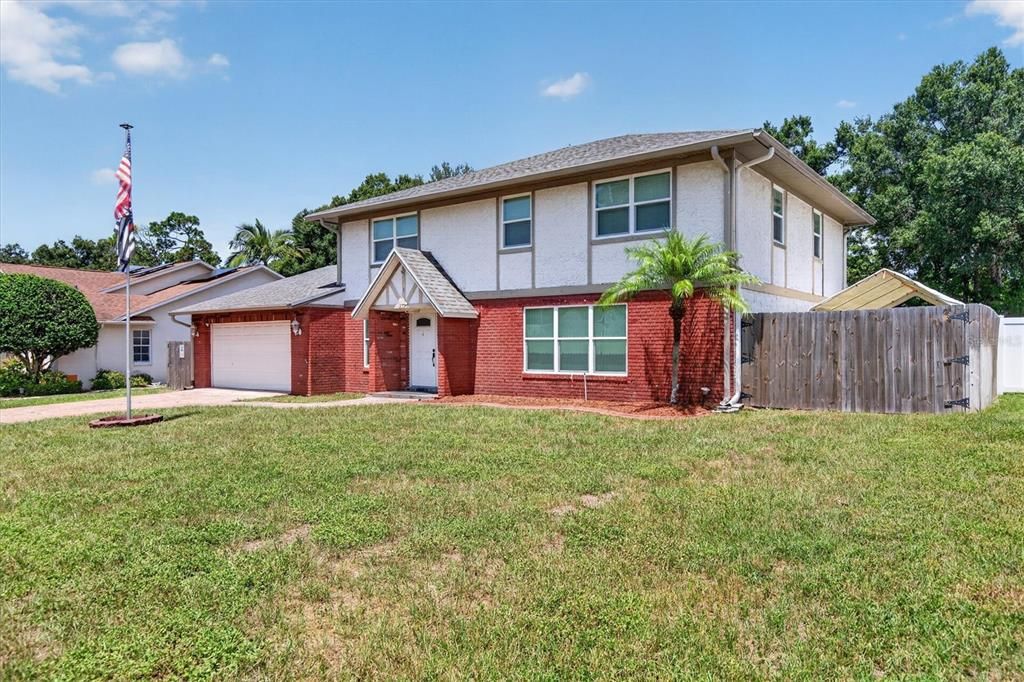 En Venta: $649,000 (4 camas, 3 baños, 2728 Pies cuadrados)