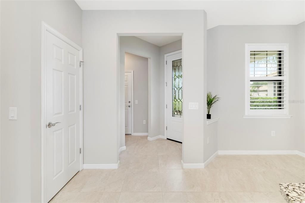 En Venta: $399,999 (2 camas, 2 baños, 1348 Pies cuadrados)