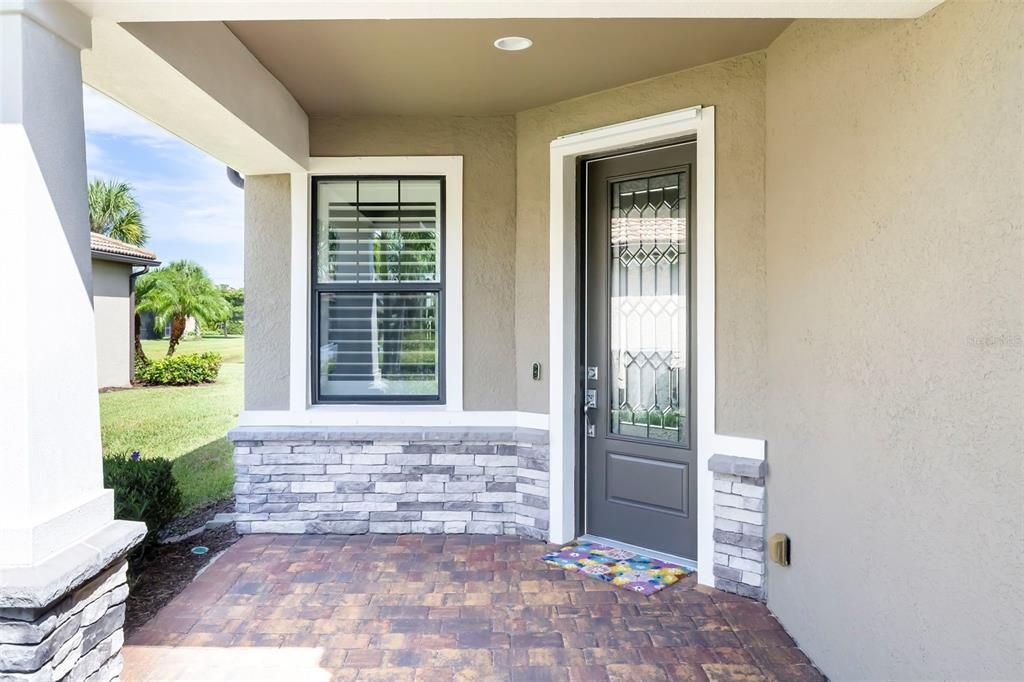 En Venta: $399,999 (2 camas, 2 baños, 1348 Pies cuadrados)