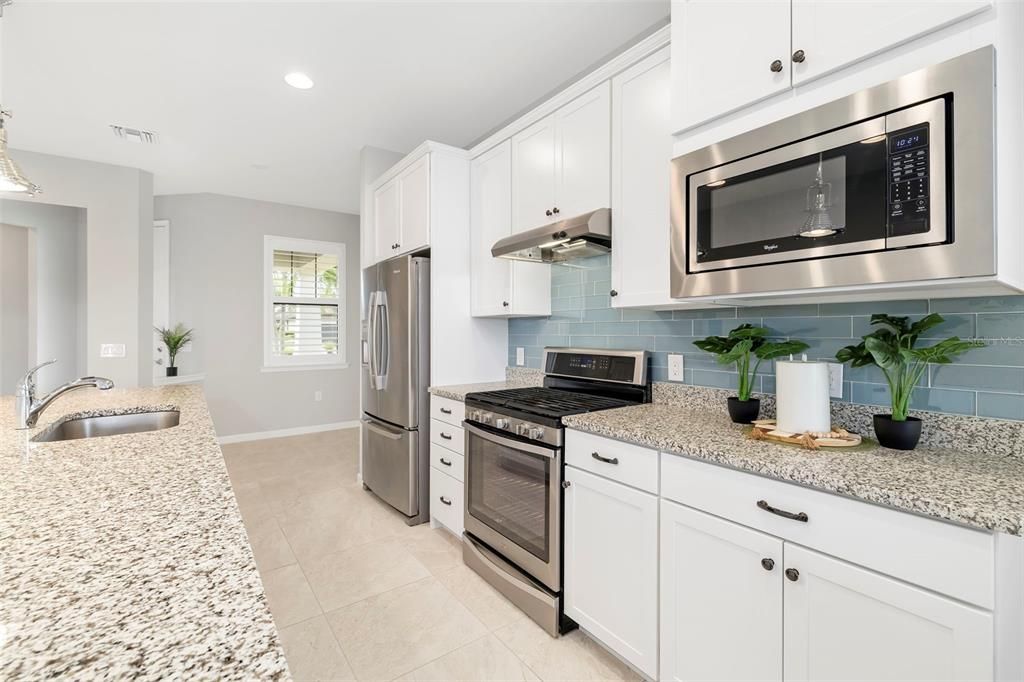 En Venta: $399,999 (2 camas, 2 baños, 1348 Pies cuadrados)