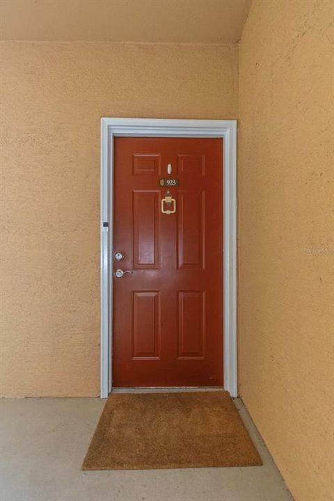 For Rent: $2,050 (2 beds, 2 baths, 1030 Square Feet)