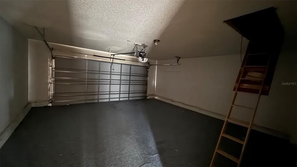For Sale: $274,900 (3 beds, 2 baths, 1344 Square Feet)