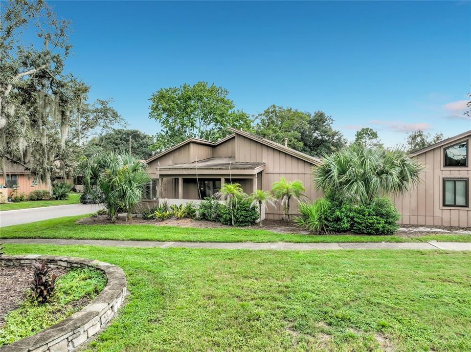 For Sale: $274,900 (3 beds, 2 baths, 1344 Square Feet)