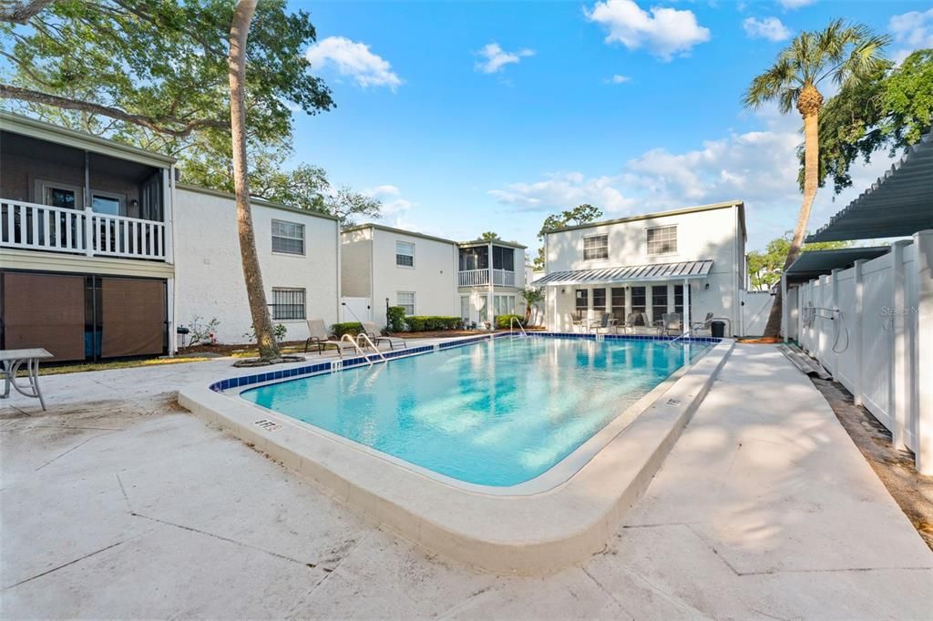 For Rent: $1,500 (1 beds, 1 baths, 560 Square Feet)