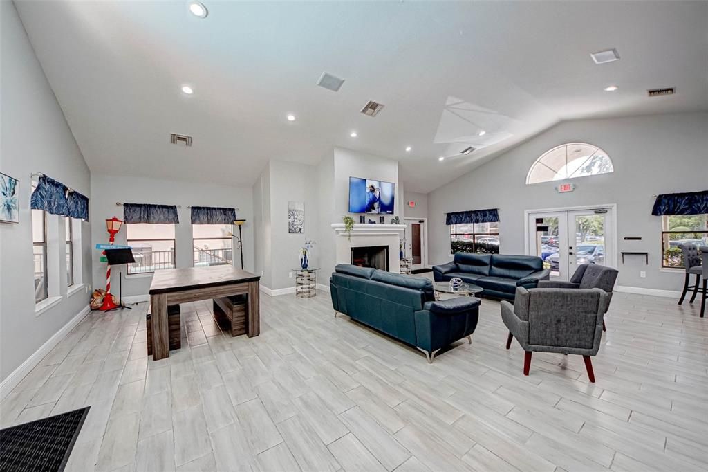 For Rent: $1,650 (2 beds, 2 baths, 937 Square Feet)