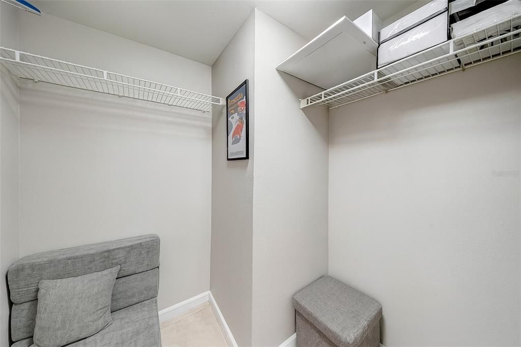 For Rent: $1,650 (2 beds, 2 baths, 937 Square Feet)