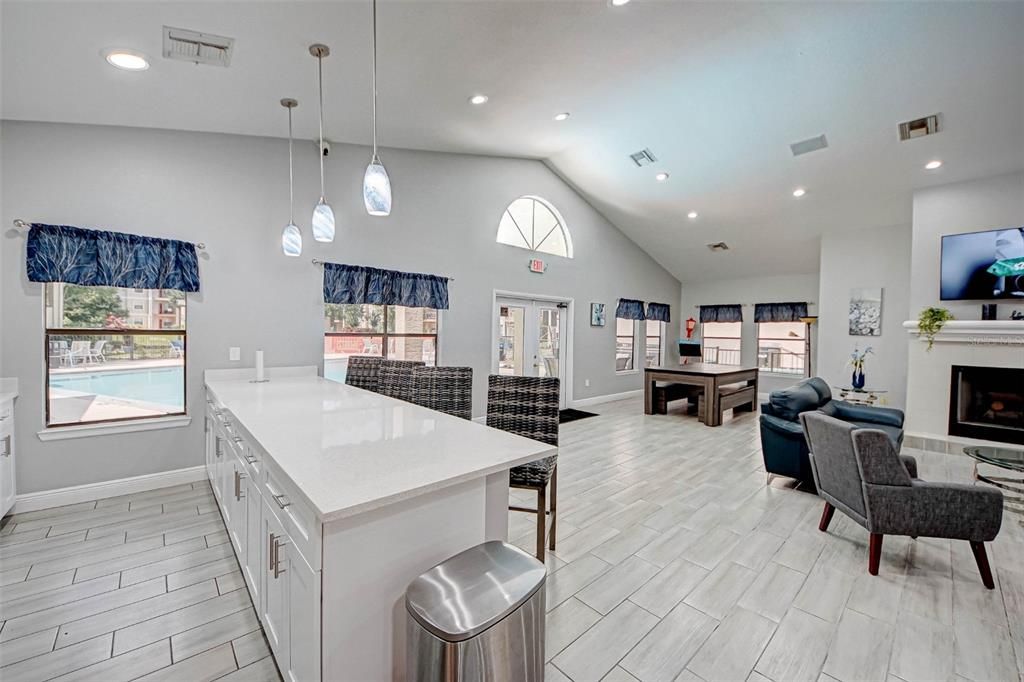 For Rent: $1,650 (2 beds, 2 baths, 937 Square Feet)