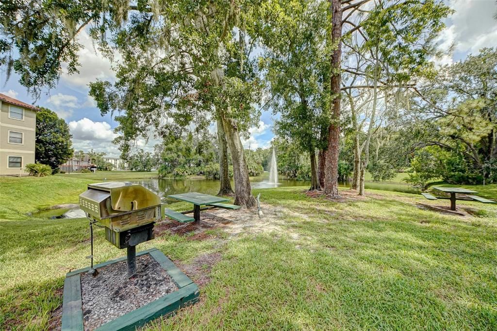 For Rent: $1,650 (2 beds, 2 baths, 937 Square Feet)
