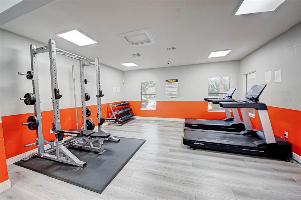 For Rent: $1,650 (2 beds, 2 baths, 937 Square Feet)