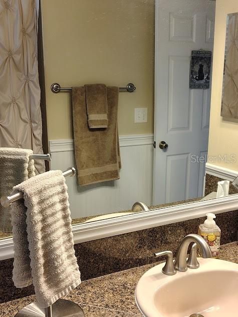 For Sale: $480,000 (4 beds, 2 baths, 2244 Square Feet)