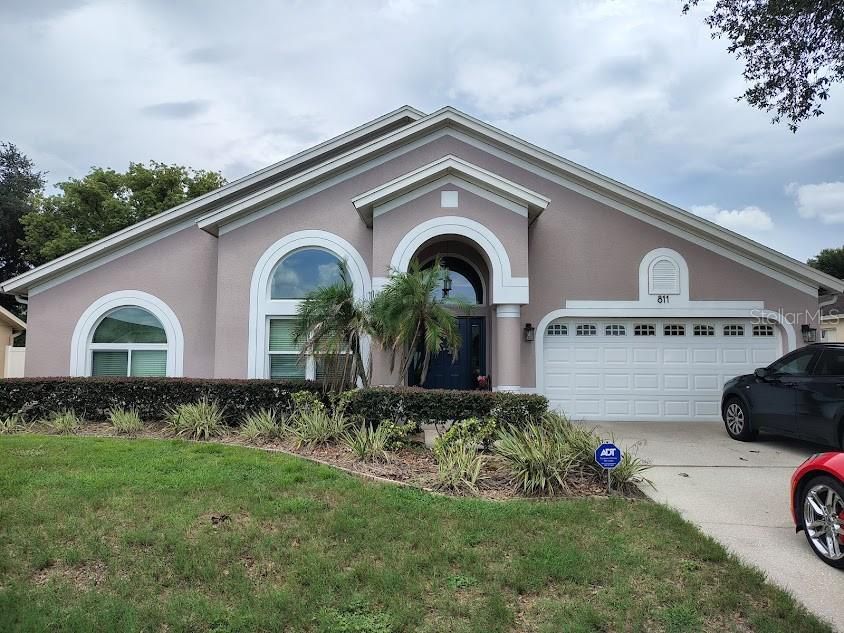 For Sale: $480,000 (4 beds, 2 baths, 2244 Square Feet)