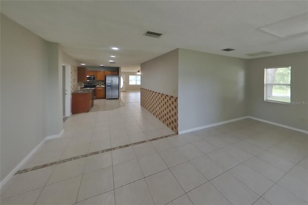 En Renta: $1,859 (3 camas, 2 baños, 1775 Pies cuadrados)
