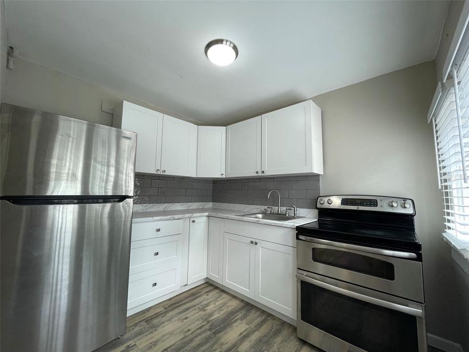 For Sale: $510,000 (5 beds, 0 baths, 2279 Square Feet)