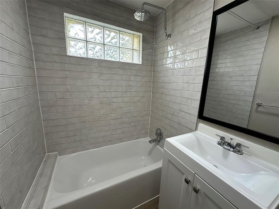 For Sale: $510,000 (5 beds, 0 baths, 2279 Square Feet)