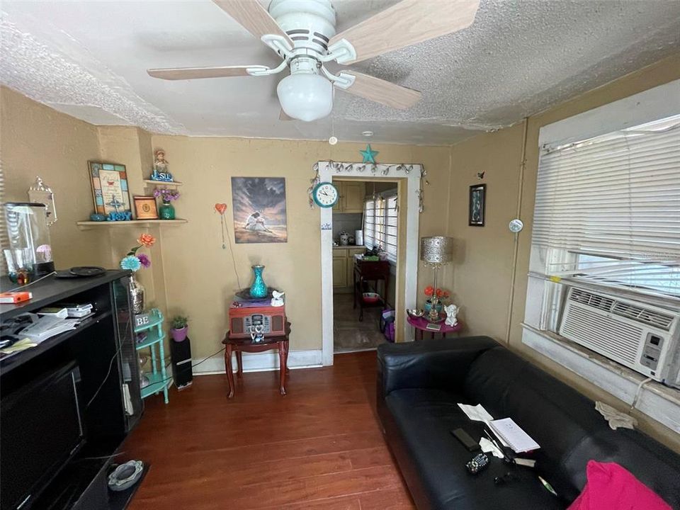 For Sale: $510,000 (5 beds, 0 baths, 2279 Square Feet)