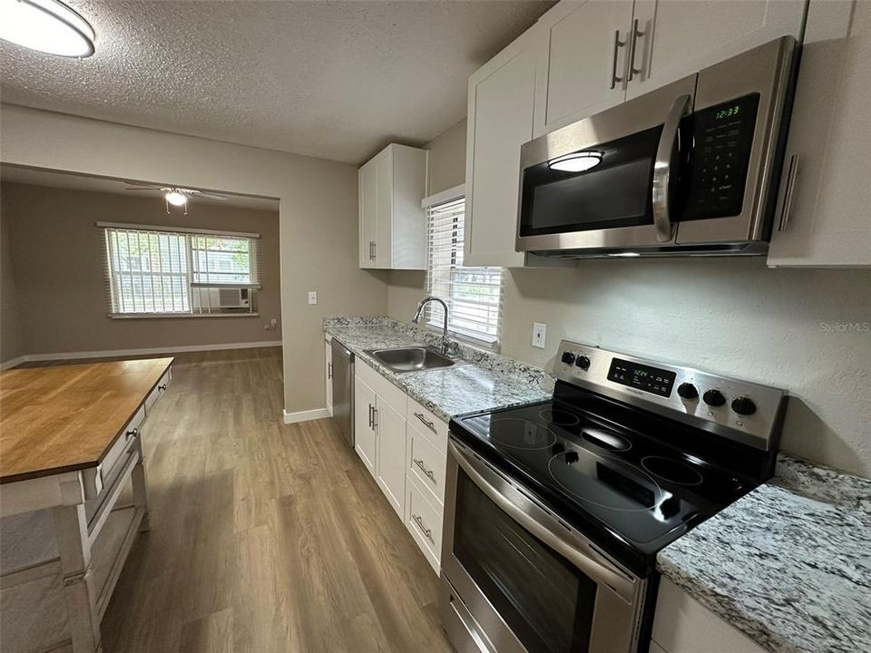 For Sale: $510,000 (5 beds, 0 baths, 2279 Square Feet)