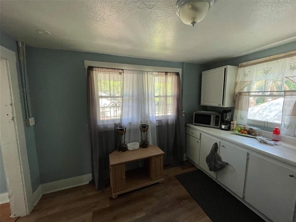 For Sale: $510,000 (5 beds, 0 baths, 2279 Square Feet)