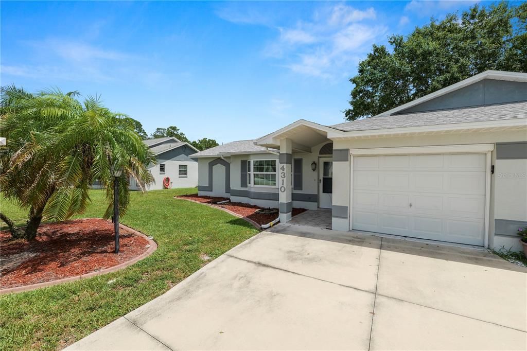 For Sale: $215,000 (2 beds, 2 baths, 1249 Square Feet)