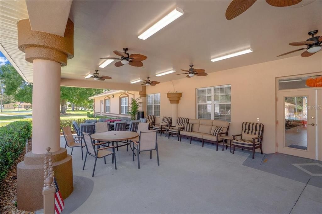 For Sale: $179,000 (2 beds, 2 baths, 1008 Square Feet)