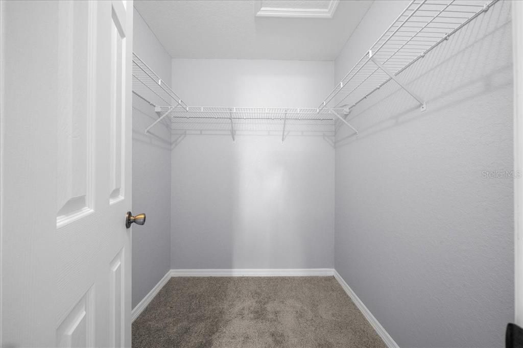 For Sale: $179,000 (2 beds, 2 baths, 1008 Square Feet)